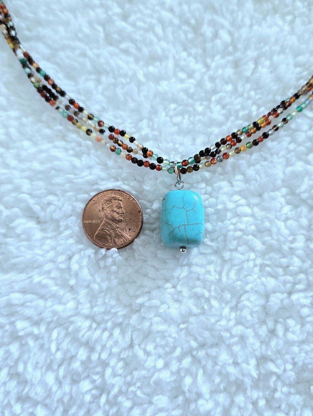 Triple3️⃣ Strand Glass🪟 Bead Necklace with Turquouise🩵 Pendant - Picture 9 of 16